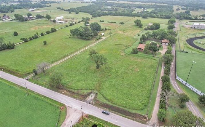 Pictures of Land property located at N Maple Drive, Kellyville, OK 74039 for sales - image #1