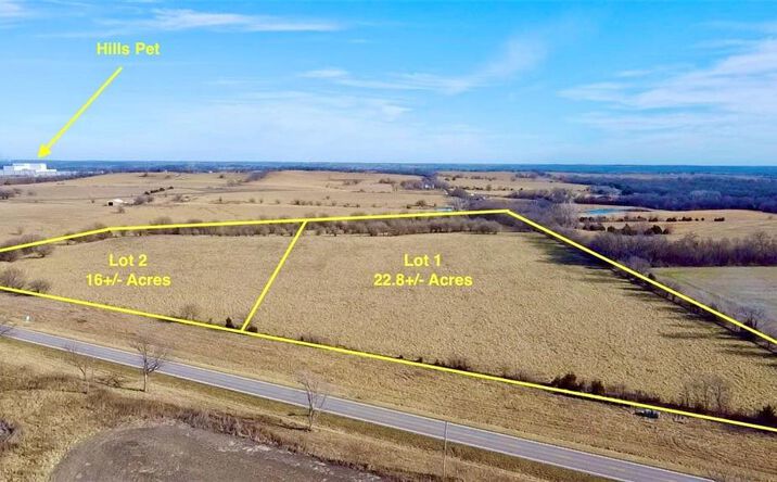 Pictures of Land property located at Lot 2 Chieftain Road, Tonganoxie, KS 66086 for sales - image #1