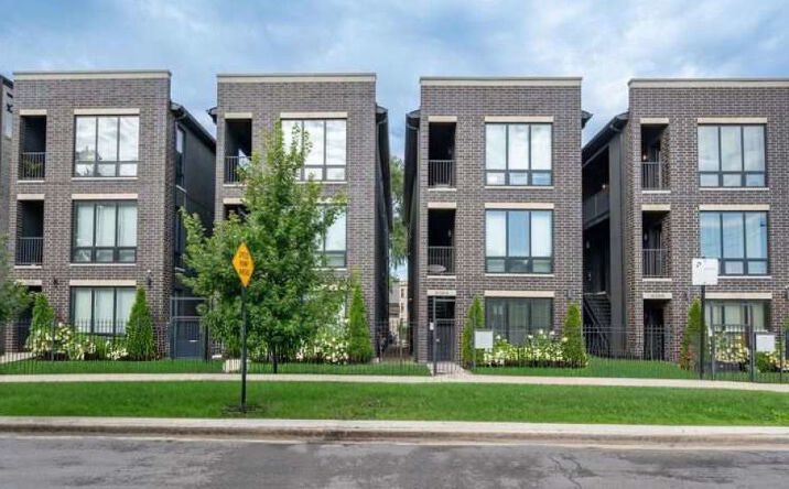 Pictures of Multifamily property located at 6502 S Ingleside Avenue, Woodlawn, IL 60637 for sales - image #1