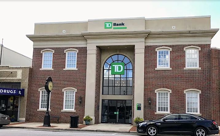 Pictures of Office property located at 307 N Main St, Marion, SC 29571 for sales - image #1