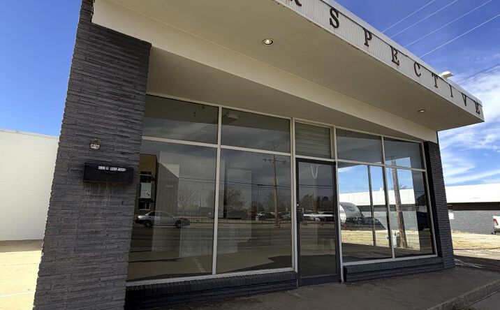 Pictures of Mixed Use, Industrial, Retail property located at 601 N Dal Paso, Hobbs, NM 88240 for sales - image #1