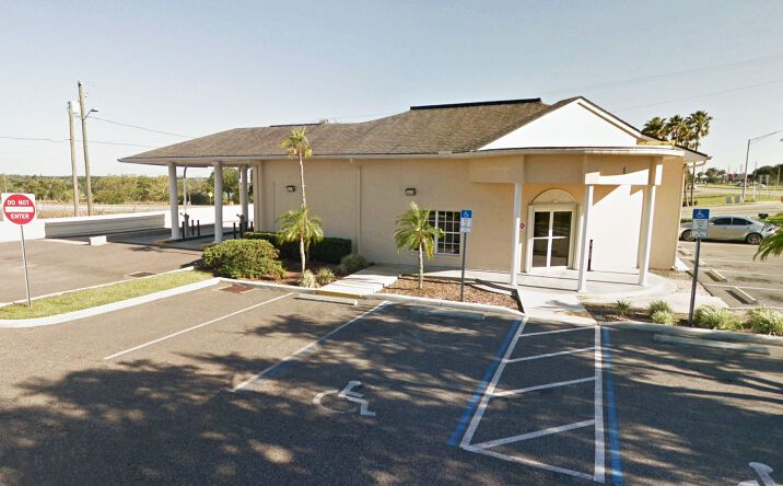 Pictures of Retail property located at 1 US-27, Lake Placid, FL 33852 for sales - image #1