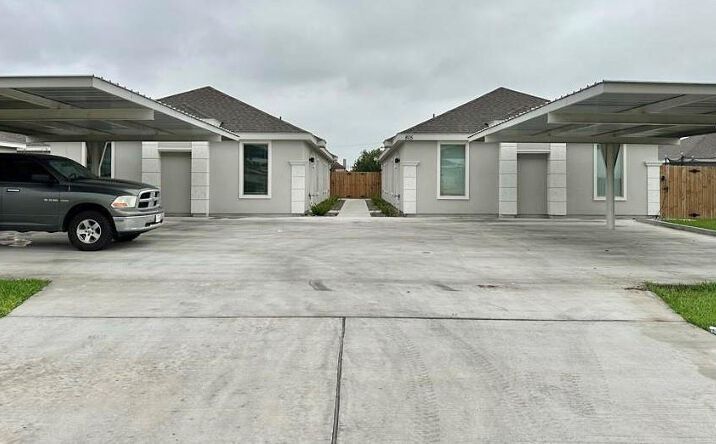 Pictures of Multifamily property located at 805 Sunset Valley Street, Alton, TX 78573 for sales - image #1