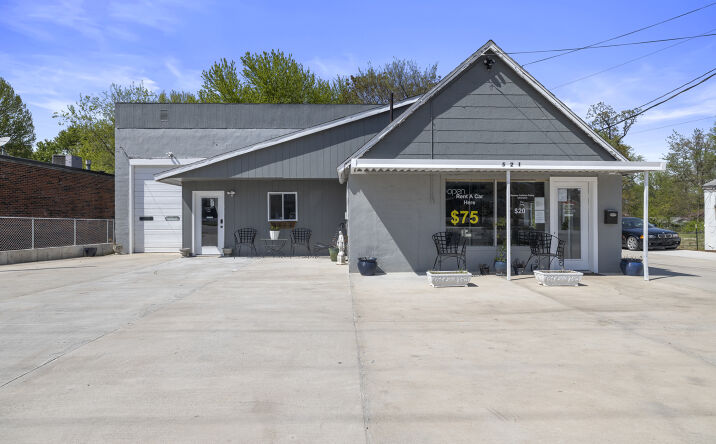 Pictures of Industrial, Office, Retail property located at 521 W Kearney St, Springfield, MO 65803 for sales - image #1