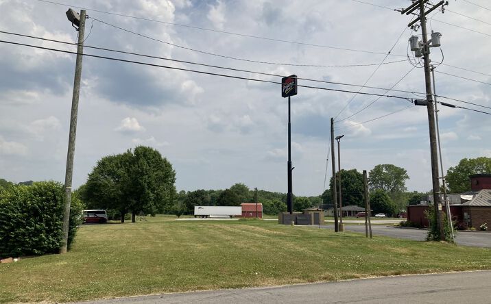 Pictures of Hospitality, Mixed Use, Multifamily, Office, Retail property located at 282 Home Run Drive, Munfordville, KY, USA, Munfordville, KY 42765 for sales - image #1