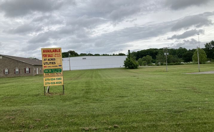 Pictures of Hospitality, Mixed Use, Multifamily, Office, Retail property located at 282 Home Run Drive, Munfordville, KY, USA, Munfordville, KY 42765 for sales - image #1
