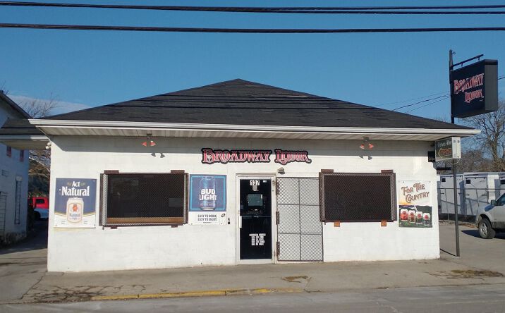 Pictures of Business for Sale, Mixed Use, Retail property located at 137 E Broadway St, Winchester, KY 40391 for sales - image #1