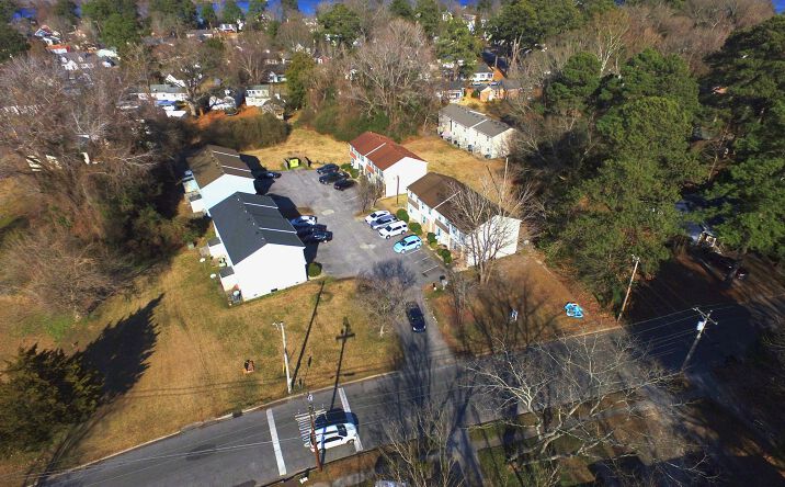 Pictures of Multifamily property located at 1005 Raleigh St, Elizabeth City, NC 27909 for sales - image #1