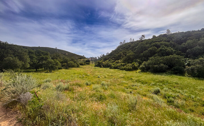 Pictures of Land property located at Lockwood San Ardo Road, Lockwood, Lockwood, CA 93932 for sales - image #1