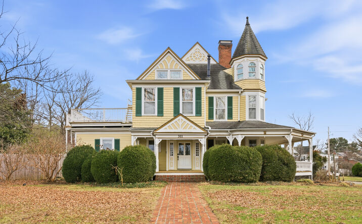 Pictures of Hospitality, Multifamily, Special Purpose property located at 311 E Main St, Christiansburg, VA 24073 for sales - image #1