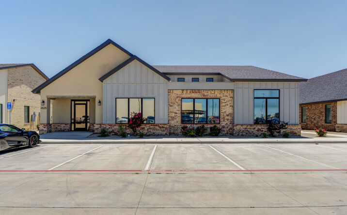 Pictures of Office property located at 4525 114th St, Lubbock, TX 79424 for sales - image #1