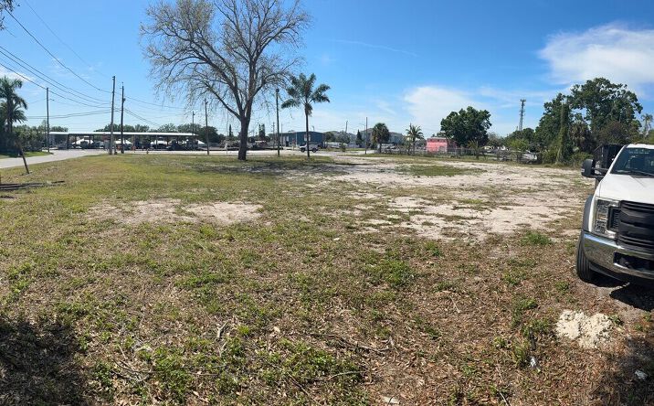 Pictures of Mixed Use property located at 1665 S Myrtle Ave, Clearwater, FL 33756 for sales - image #1