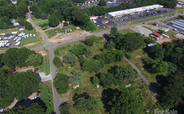 Pictures of Land property located at 110 Perrin Park Loop, Mooresville, NC 28117 for sales - image #1