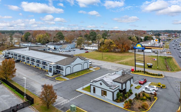 Pictures of Hospitality property located at 2525 N Salisbury Blvd, Salisbury, MD 21801 for sales - image #1