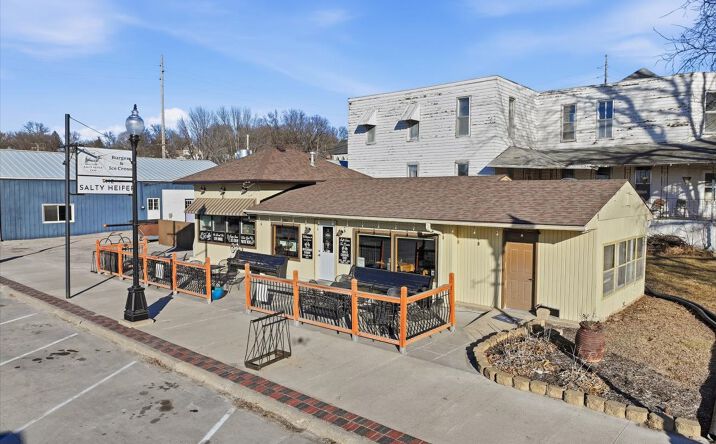 Pictures of Business for Sale property located at 306 Main St, Malvern, IA 51551 for sales - image #1