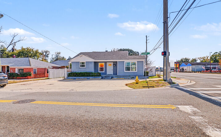 Pictures of Office property located at 1201 Cassat Ave, Jacksonville, FL 32205 for sales - image #1