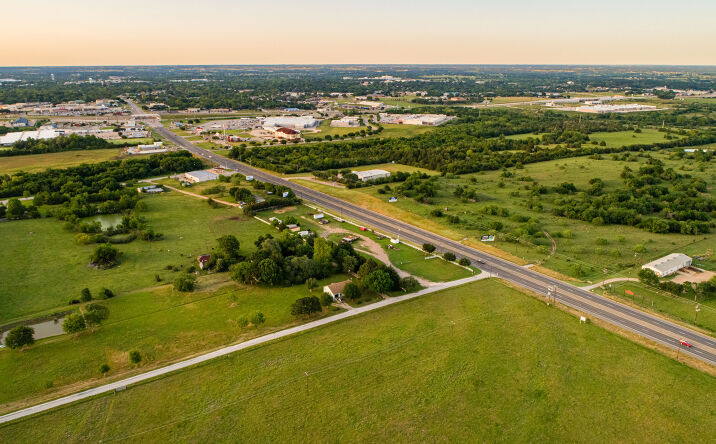 Pictures of Land property located at 3460 Hwy 36s, Brenham, TX 77833 for sales - image #1