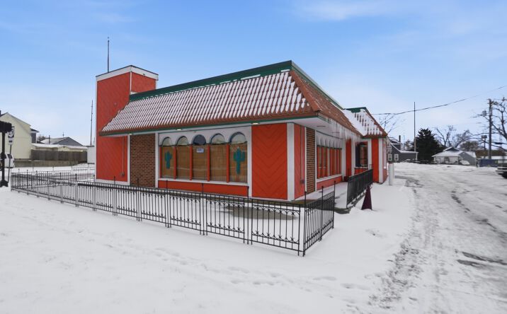 Pictures of Retail property located at 202 W Logan St, Celina, OH 45822 for sales - image #1