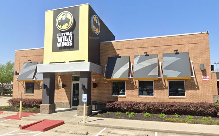 Pictures of Retail property located at 5805 Hwy 6 N, Houston, TX 77084 for sales - image #1