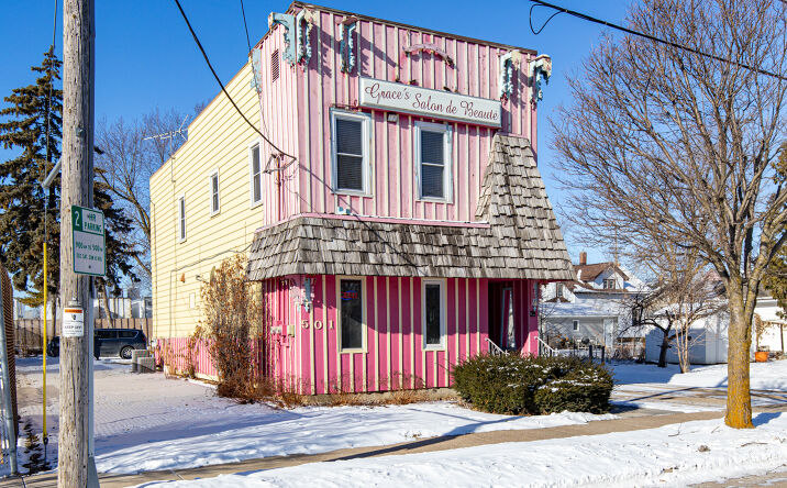 Pictures of Mixed Use property located at 501 S Douglas St, Appleton, WI 54914 for sales - image #1
