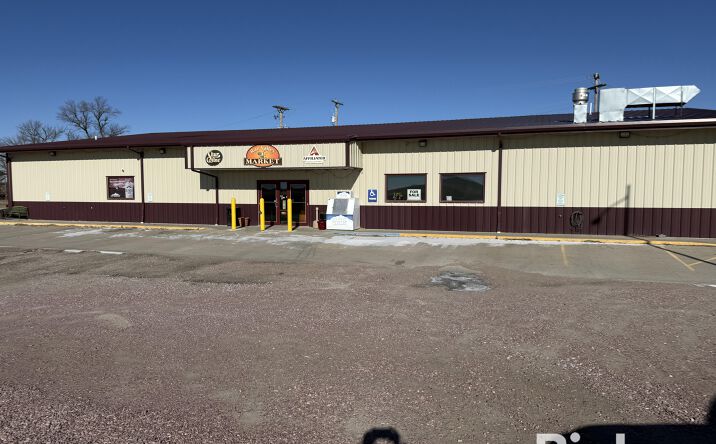 Pictures of Business for Sale, Retail property located at 104 W County Rd 12, Petersburg, NE 68652 for sales - image #1