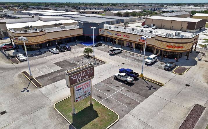 Pictures of Retail property located at 3801 Saratoga Blvd, Corpus Christi, TX 78415 for sales - image #1