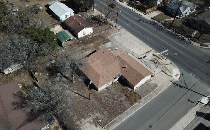 Pictures of Mixed Use, Office, Retail property located at 623 Pecan Valley Dr, San Antonio, TX 78220 for sales - image #1