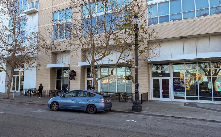 Pictures of Retail property located at 202 Broadway, Oakland, CA 94607 for sales - image #1