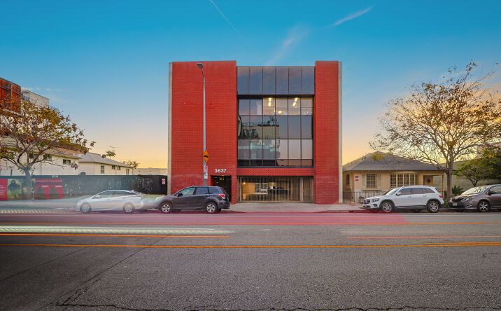 Pictures of Office property located at 3637 Motor Ave, Los Angeles, CA 90034 for sales - image #1