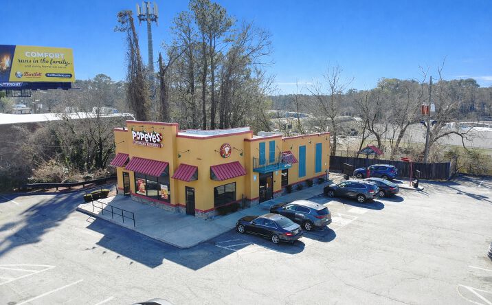 Pictures of Retail property located at 3350 S Cobb Dr SE, Smyrna, GA 30080 for sales - image #1