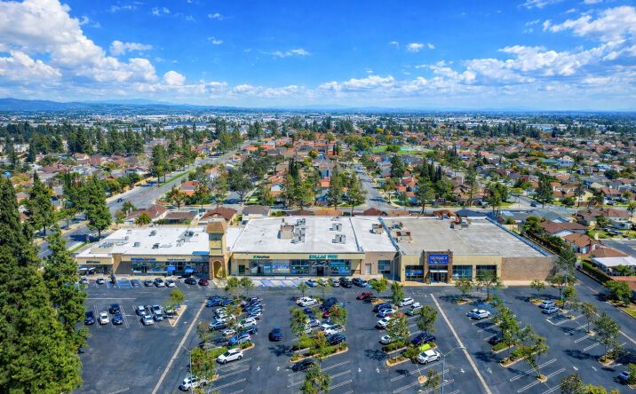 Pictures of Retail property located at 17500 Carmenita Rd, Cerritos, CA 90703 for sales - image #1