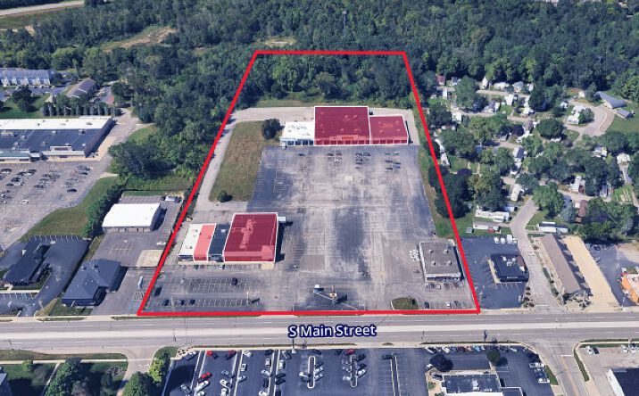 Pictures of Retail property located at 1200 & 2576-2584 S Main St, Adrian, MI 27260-7524 for sales - image #1
