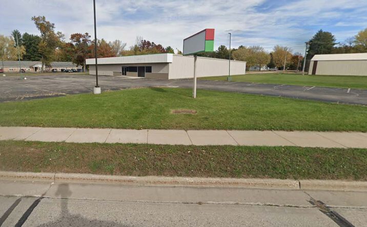 Pictures of Retail property located at 275 Laing St, Redgranite, WI 54970 for sales - image #1