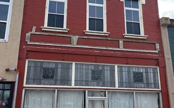 Pictures of Retail property located at 9 W Wea Street, Paola, KS 66071 for sales - image #1