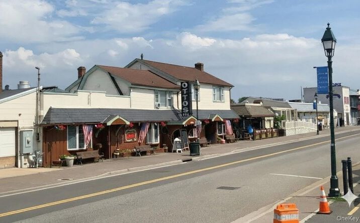 Pictures of Business for Sale, Retail property located at 271 Woodcleft Avenue, Hempstead, NY 11520 for sales - image #1