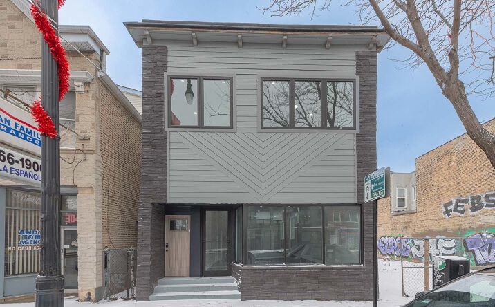 Pictures of Special Purpose property located at 3044 W Irving Park Road, Chicago, IL 60618 for sales - image #1