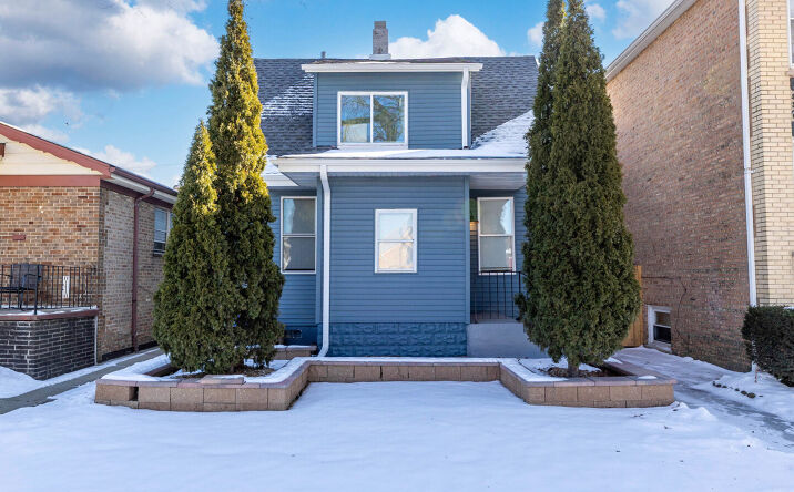 Pictures of Multifamily property located at 6235 S Kedvale Avenue, Chicago, IL 60629 for sales - image #1