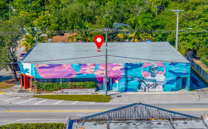 Pictures of Industrial, Retail property located at 4000 NW 2nd Ave, Miami, FL 33127 for sales - image #1