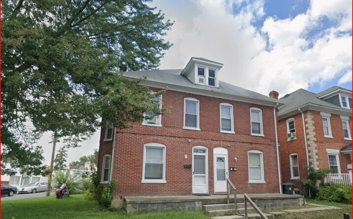 Pictures of Multifamily property located at 409 McDowell Ave, Hagerstown, MD 21740 for sales - image #1