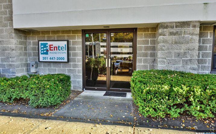 Pictures of Retail, Office, Industrial property located at 230 W Parkway Unit#8, Pequannock Township, NJ 07444 for sales - image #1
