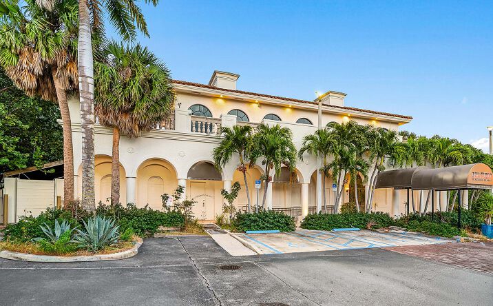 Pictures of Mixed Use, Special Purpose, Office, Land, Retail property located at 900 E Atlantic Avenue 22, Delray Beach, FL 33483 for sales - image #1