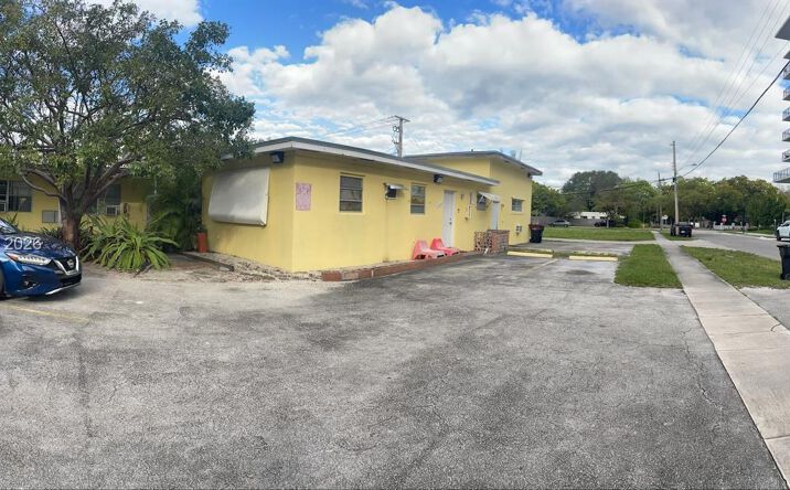 Pictures of Land property located at 12610 NE 11th Ave, North Miami, FL 33161 for sales - image #1