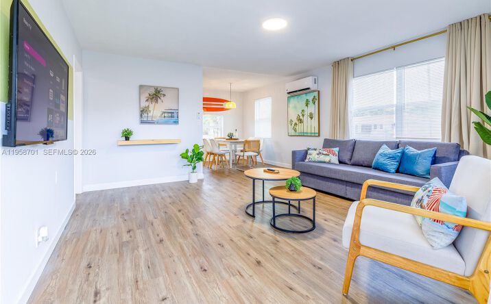 Pictures of Multifamily property located at 2748 NE 32nd St # 7 #1-7, Fort Lauderdale, FL 33306 for sales - image #1