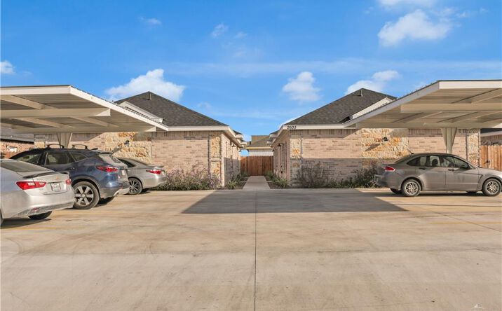 Pictures of Multifamily property located at 2605 E Israel Avenue, Alton, TX 78573 for sales - image #1