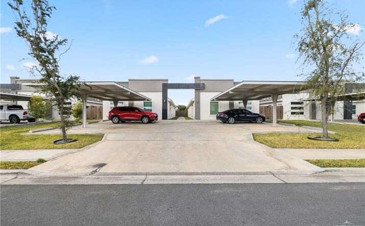 Pictures of Multifamily property located at 1609 Angelina Drive, San Juan, TX 78589 for sales - image #1