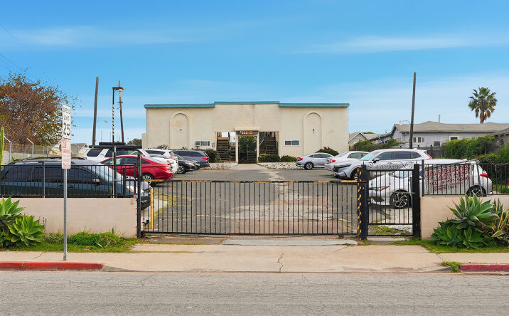 Pictures of Multifamily property located at 335 Laurel Avenue, National City, CA 91950 for sales - image #1