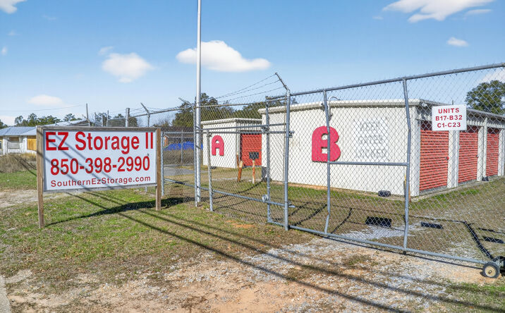 Pictures of Self Storage property located at 544 W James Lee Blvd, Crestview, FL 32536 for sales - image #1