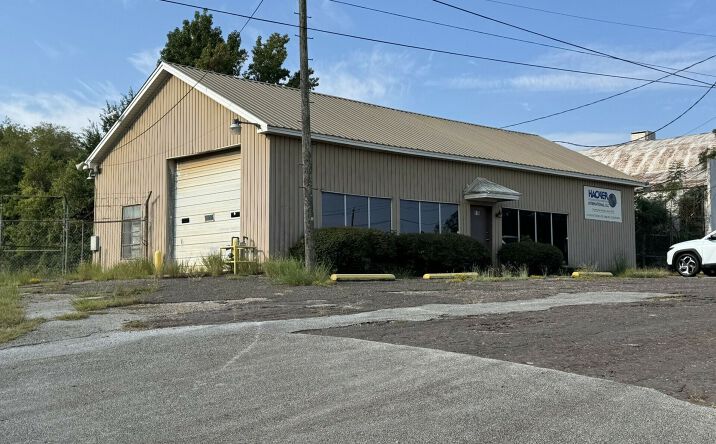 Pictures of Office, Industrial property located at 919 Hwy 64 W, Henderson, TX 75652 for sales - image #1