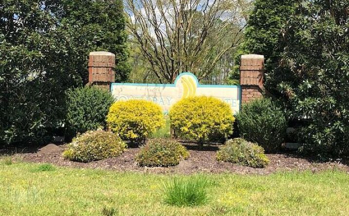 Pictures of Land property located at 45 45 N Pointe Vista Drive, Belhaven, NC 27810 for sales - image #1