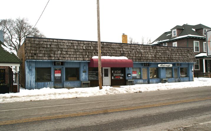 Pictures of Retail property located at 710 E 52nd St, Indianapolis, IN 46205 for sales - image #1